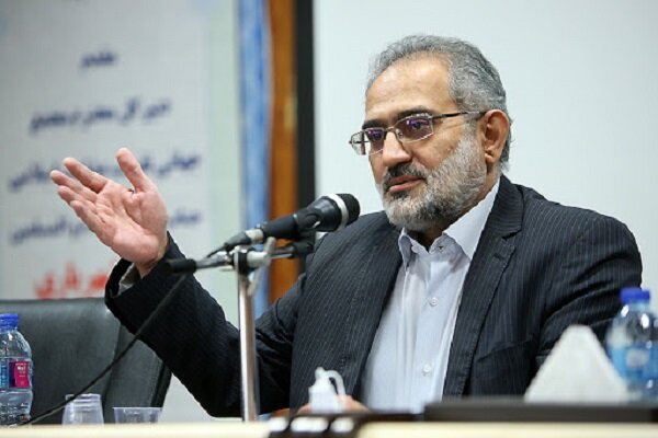 اشتباه عجیب یک خبرنگار در ثبت سخنرانی معاون پارلمانی رئیس‌جمهور 