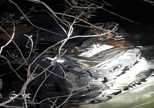 تصاویری از سقوط خودرو BMW X4 در رودخانه کرج 4