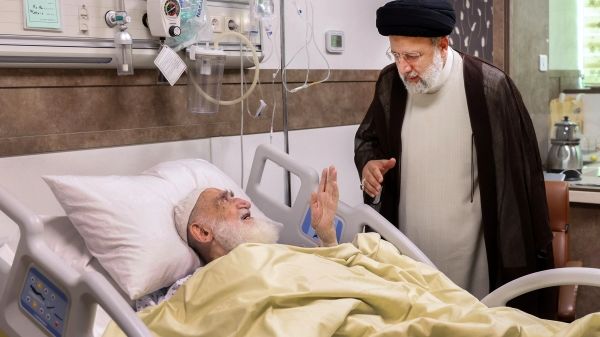 رئیسی از آیت‌الله نوری همدانی عیادت کرد
