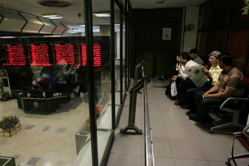 افت ارزش معاملات خرد بازار سهام