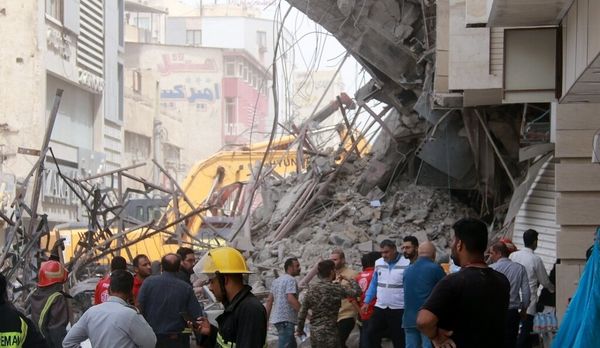 افزایش شمار جانباختگان ریزش متروپل آبادان / آواربرداری 5 تا 10 روز زمان می‌برد