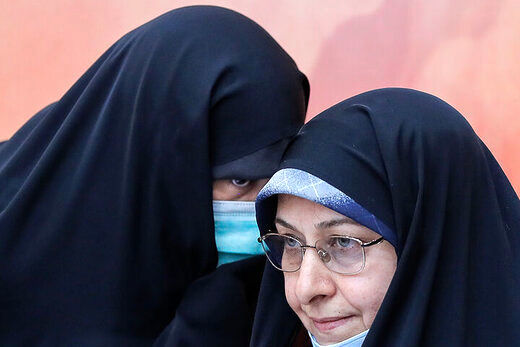 کنایه مقام دولت روحانی به رئیسی / باید دید خزعلی می رود یا دم خروس ادعاهای دروغ بیرون می زند؟!