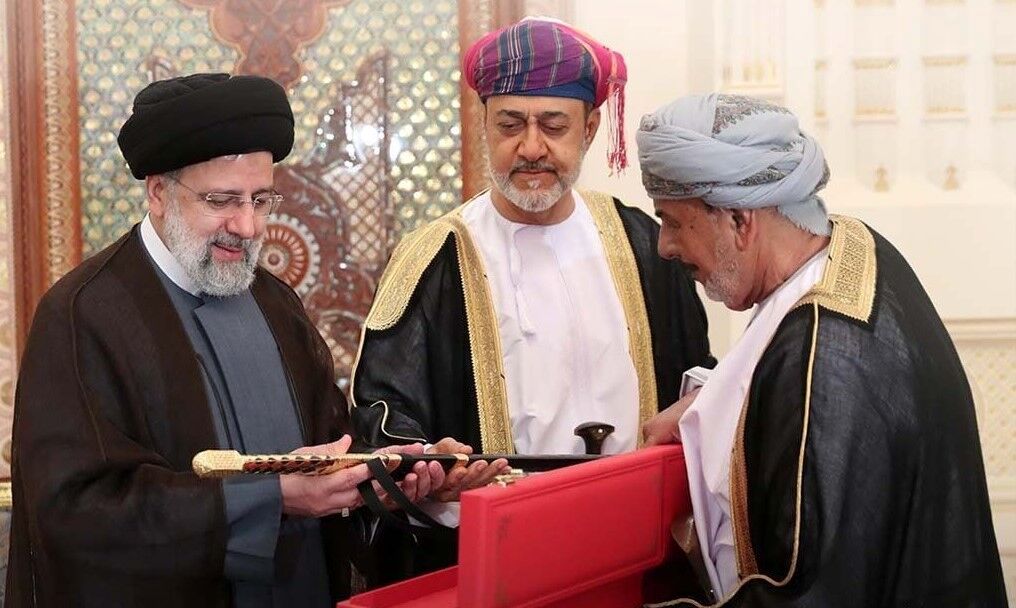 سلطان عمان چه هدیه ای به ابراهیم رئیسی داد؟