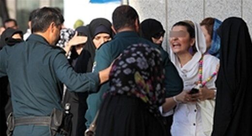 چون نیروی انتظامی درگیر شرایط کشور است، برای گشت ارشاد، نیرو ندارد