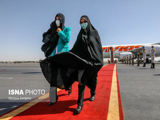 تصاویری از پوشش جالب زنان هیات ونزوئلایی در ایران 14