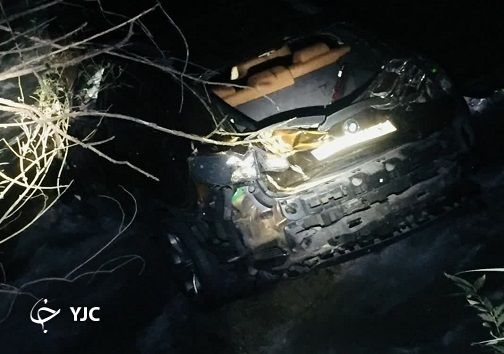 تصاویری از سقوط خودرو BMW X4 در رودخانه کرج