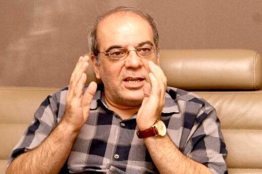 عباس عبدی: تیم مذاکره هسته‌ای مردم را نامحرم می‌داند