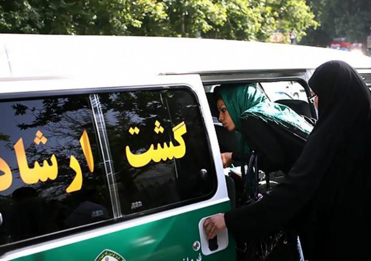 انتقادات تند عطاءالله مهاجرانی از گشت ارشاد