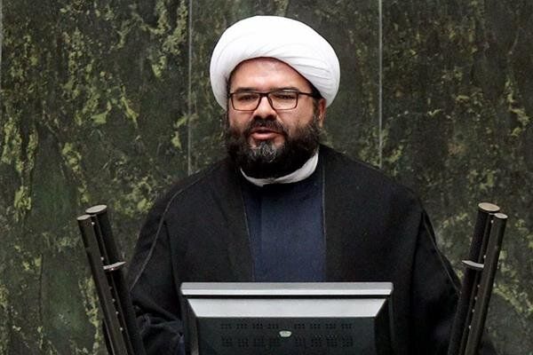 هشدار یک نماینده به دولت رئیسی / قبل از آن که مجلس دست به خانه تکانی بزند دست به اصلاح بزنید