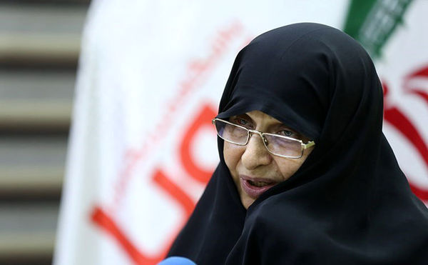 واکنش کبری خزعلی به خبر «ممنوعیت استفاده از زنان در تبلیغات»