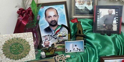 تصاویر انگشتری که از حاج قاسم سلیمانی به شهید مدافع حرم و پسرش رسید + عکس