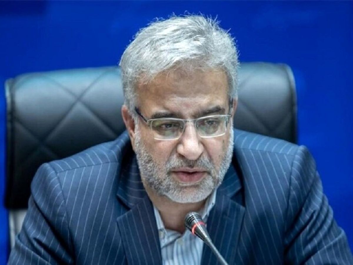 هشدار یک نماینده به دولت: ثابت شود فرزندان زاهدی وفا در خارج هستند، خط قرمز مجلس است!