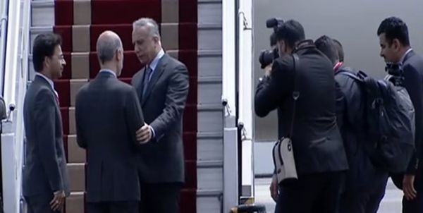 نخست وزیر عراق وارد تهران شد