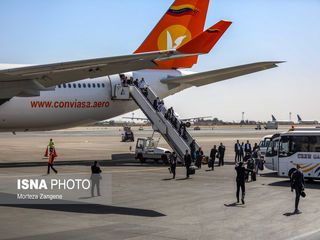 تصاویری از پوشش جالب زنان هیات ونزوئلایی در ایران 15